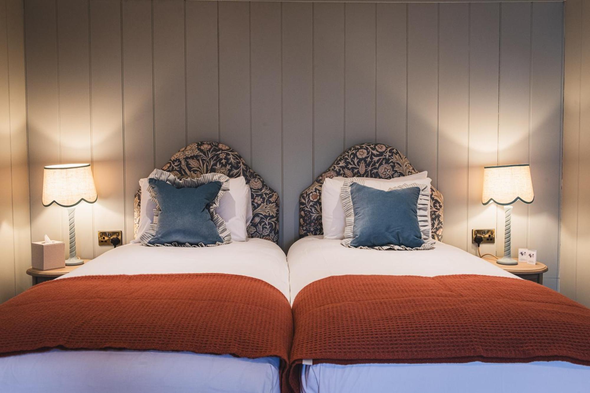 Bel And The Dragon-Odiham Hotel Luaran gambar