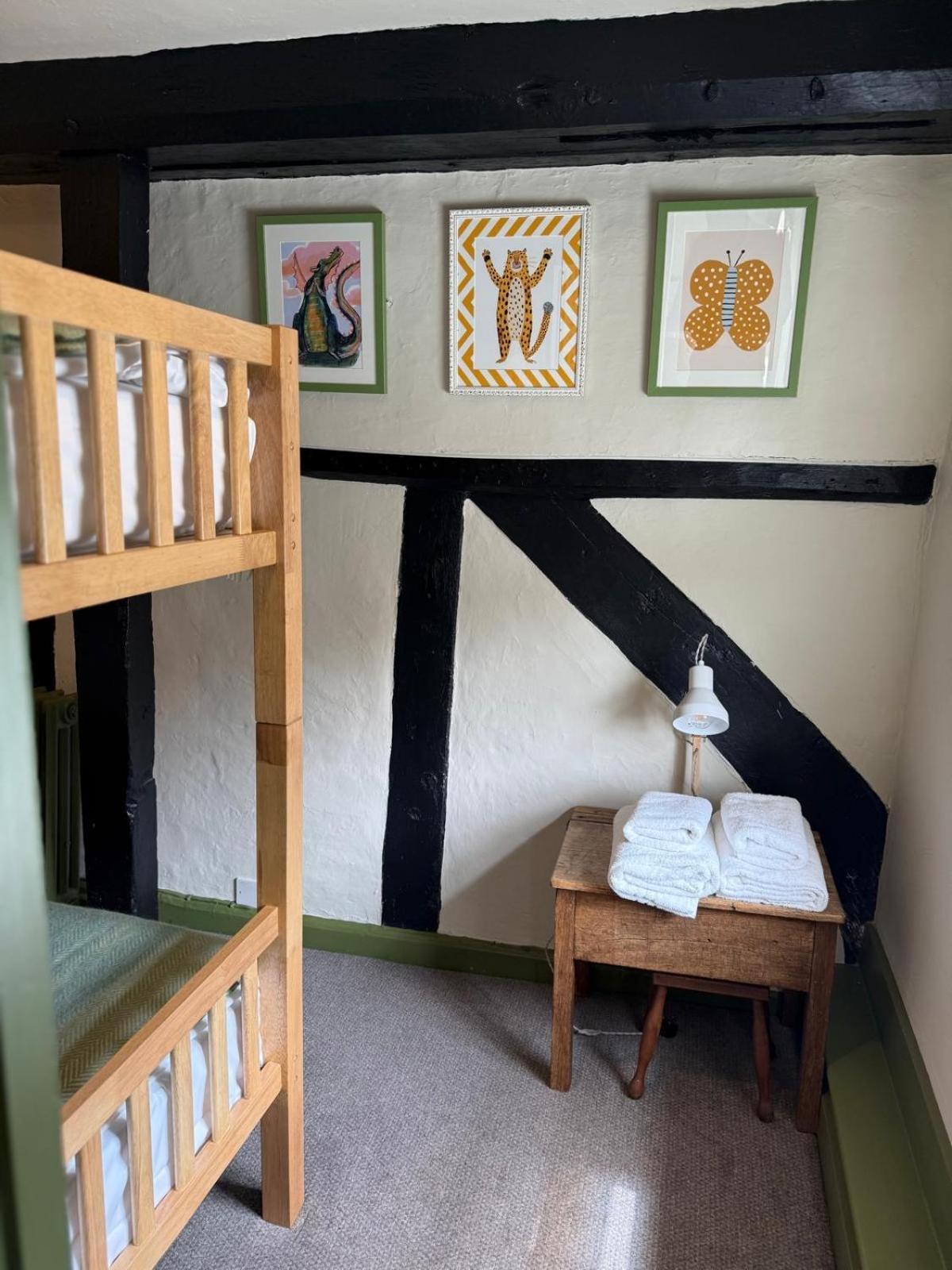 Bel And The Dragon-Odiham Hotel Luaran gambar