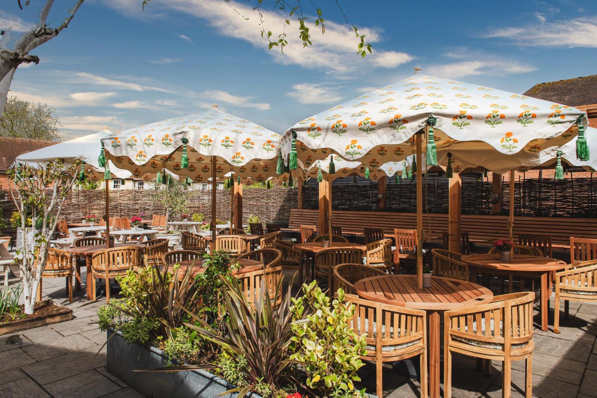 Bel And The Dragon-Odiham Hotel Luaran gambar