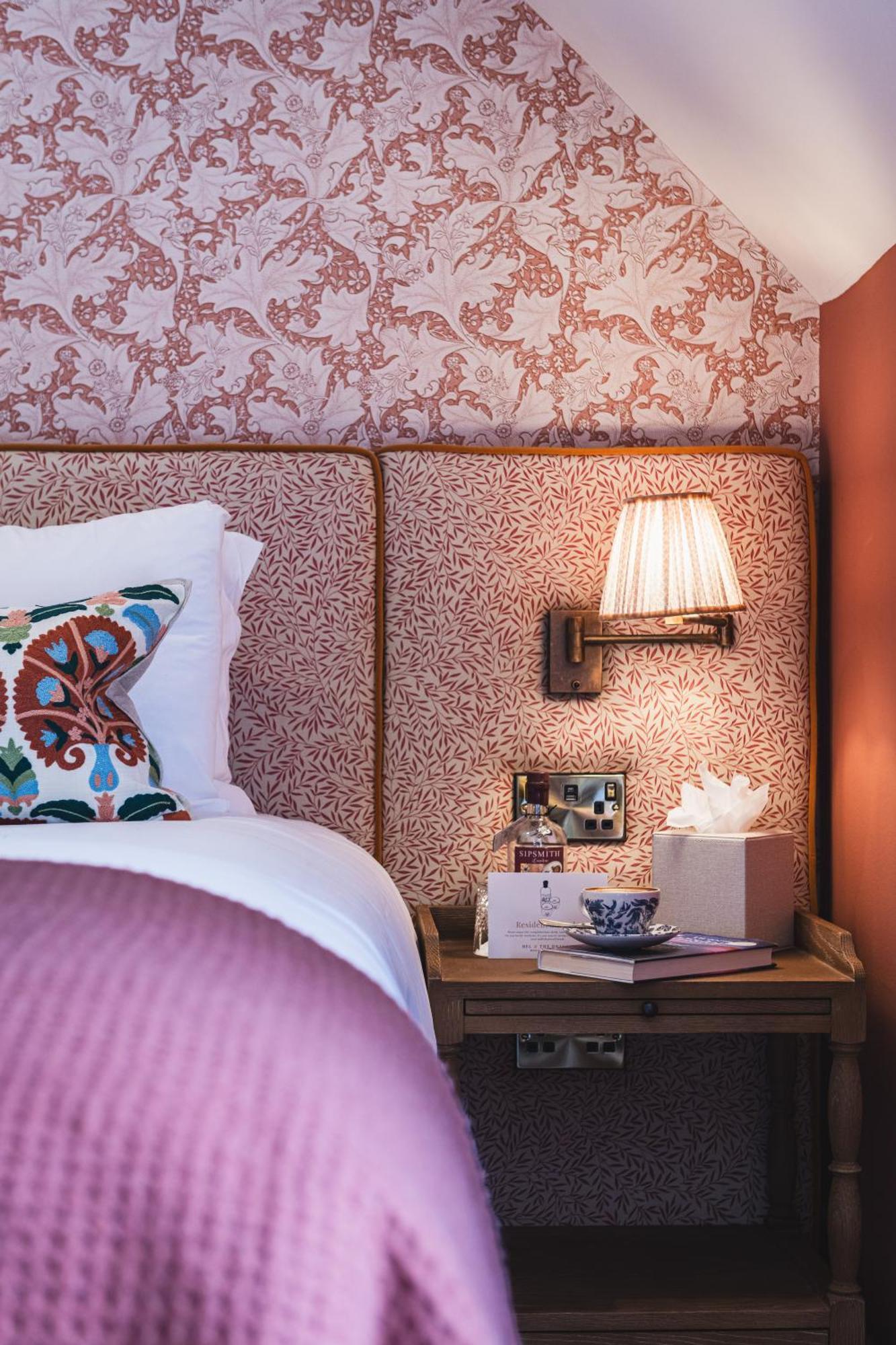 Bel And The Dragon-Odiham Hotel Luaran gambar