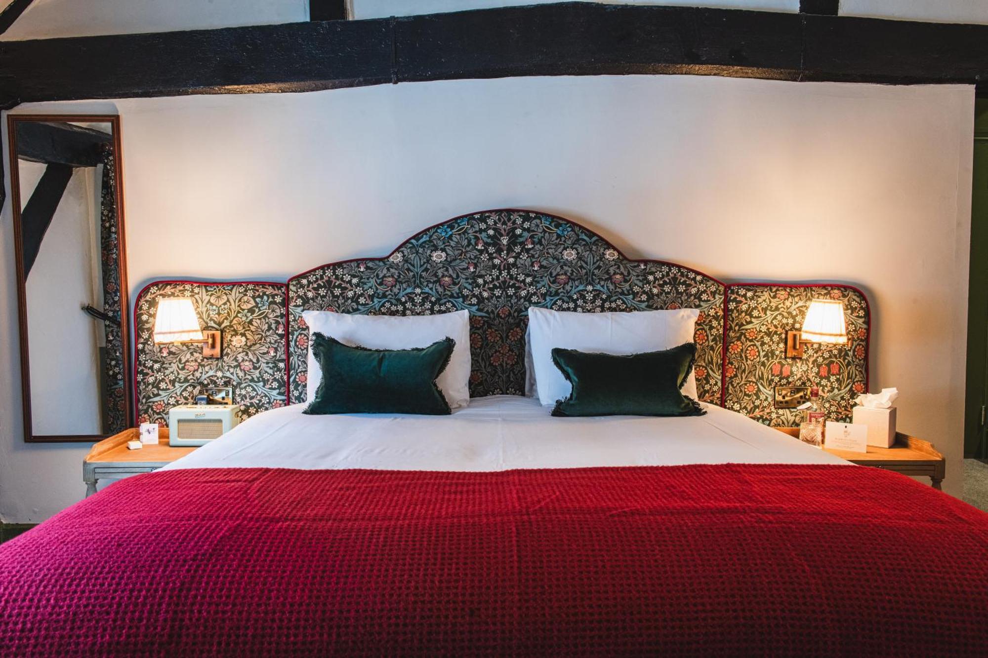 Bel And The Dragon-Odiham Hotel Luaran gambar