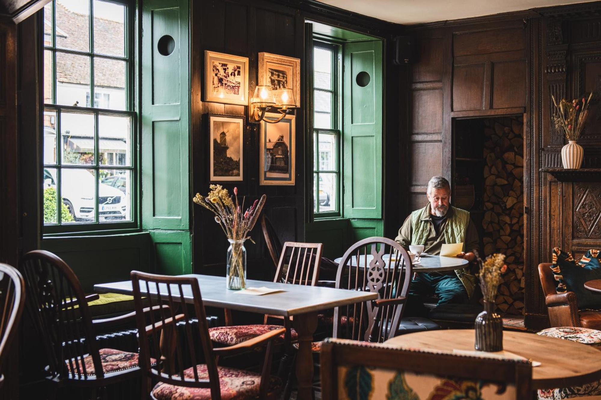Bel And The Dragon-Odiham Hotel Luaran gambar